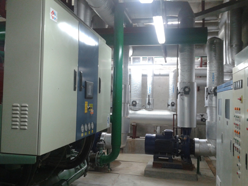 星河國(guó)際假日酒店中央空調(diào)、熱水項(xiàng)目